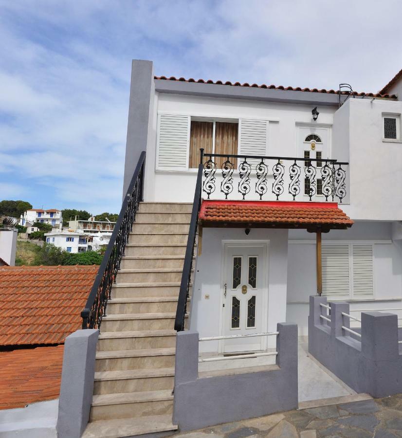 Theodora Apartment Patitírion Exterior photo