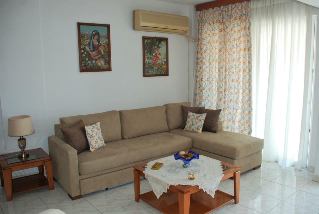 Theodora Apartment Patitírion Exterior photo