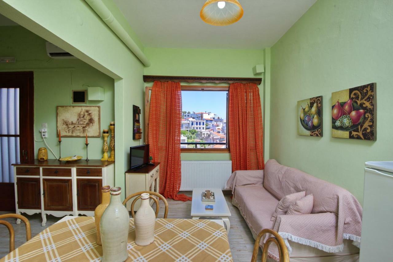Theodora Apartment Patitírion Exterior photo